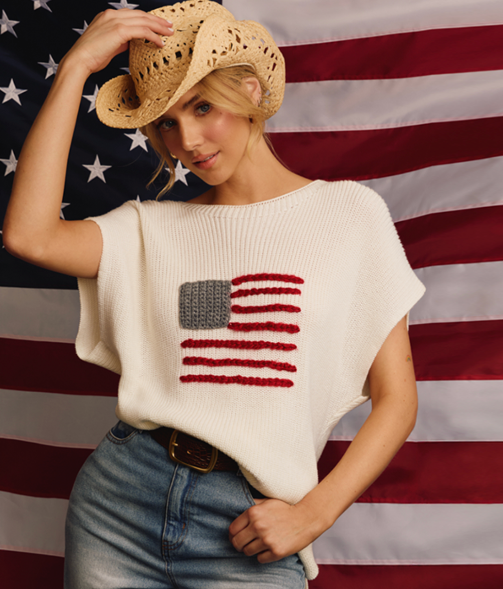 Round Neck Wide Shoulder USA Flag Aplique Sweater